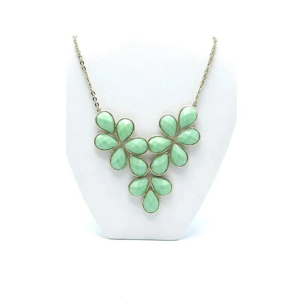 Light Green Acrylic Flower Rhinestone Bib Choker Necklace Gold Tone Bling